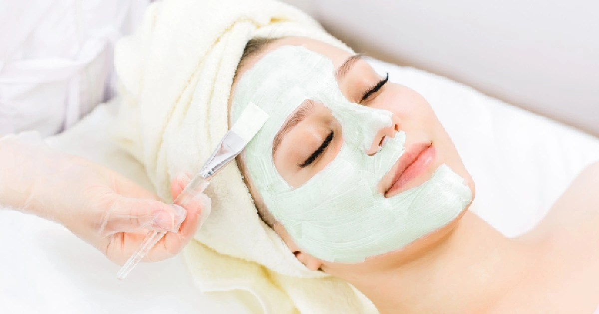 Women receiving Facial Services in Great Neck, NY